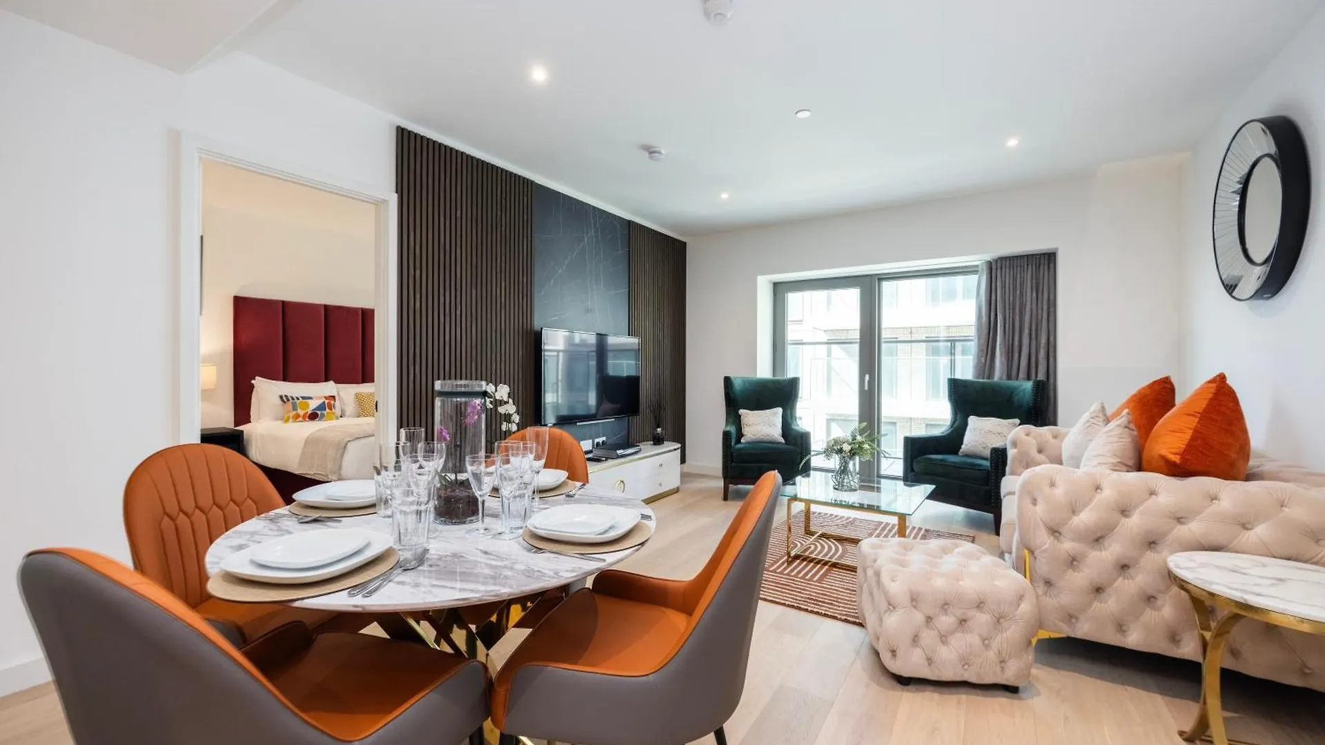 Austin David Apartments Royal Wharf London