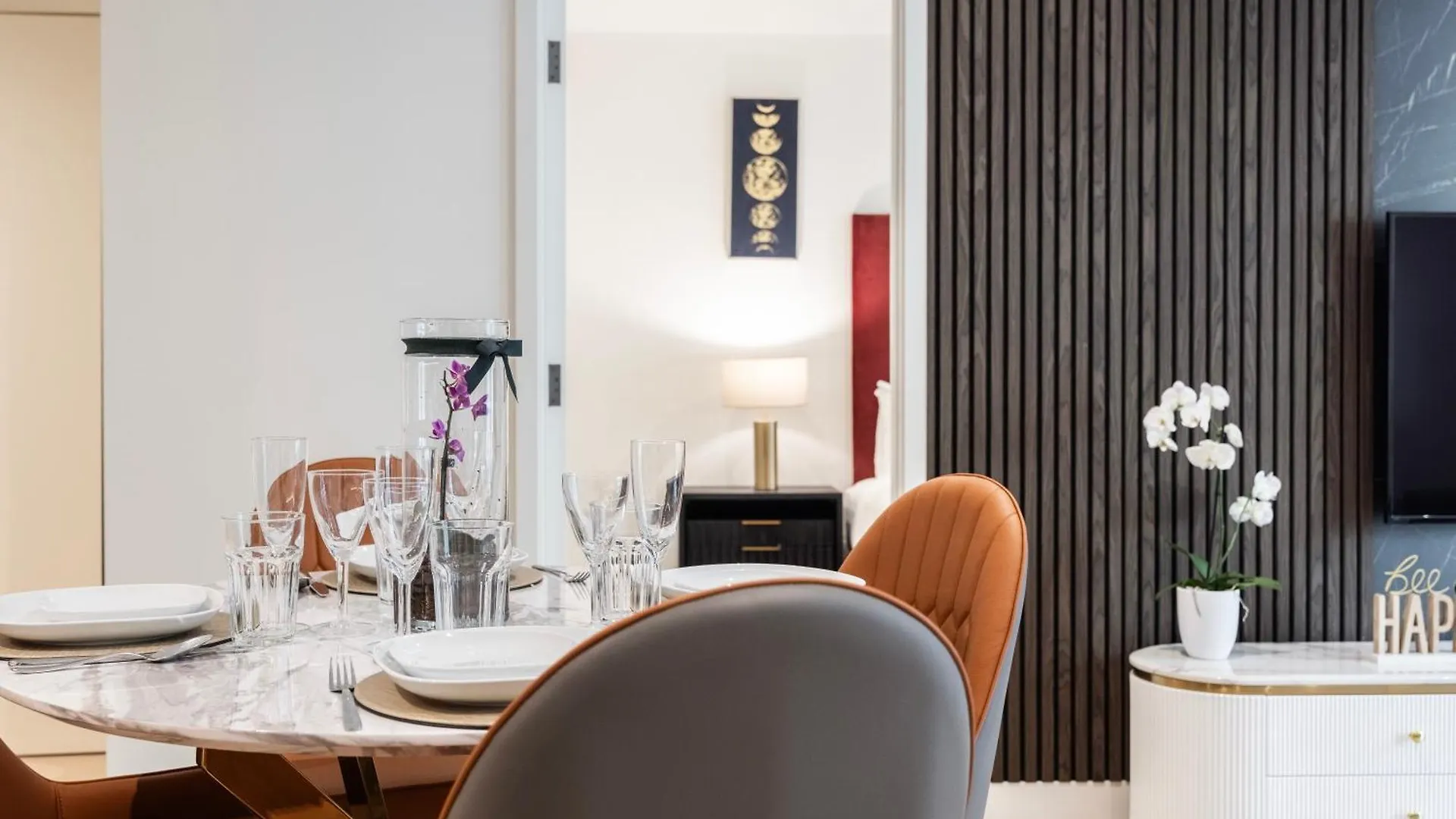 Austin David Apartments Royal Wharf London